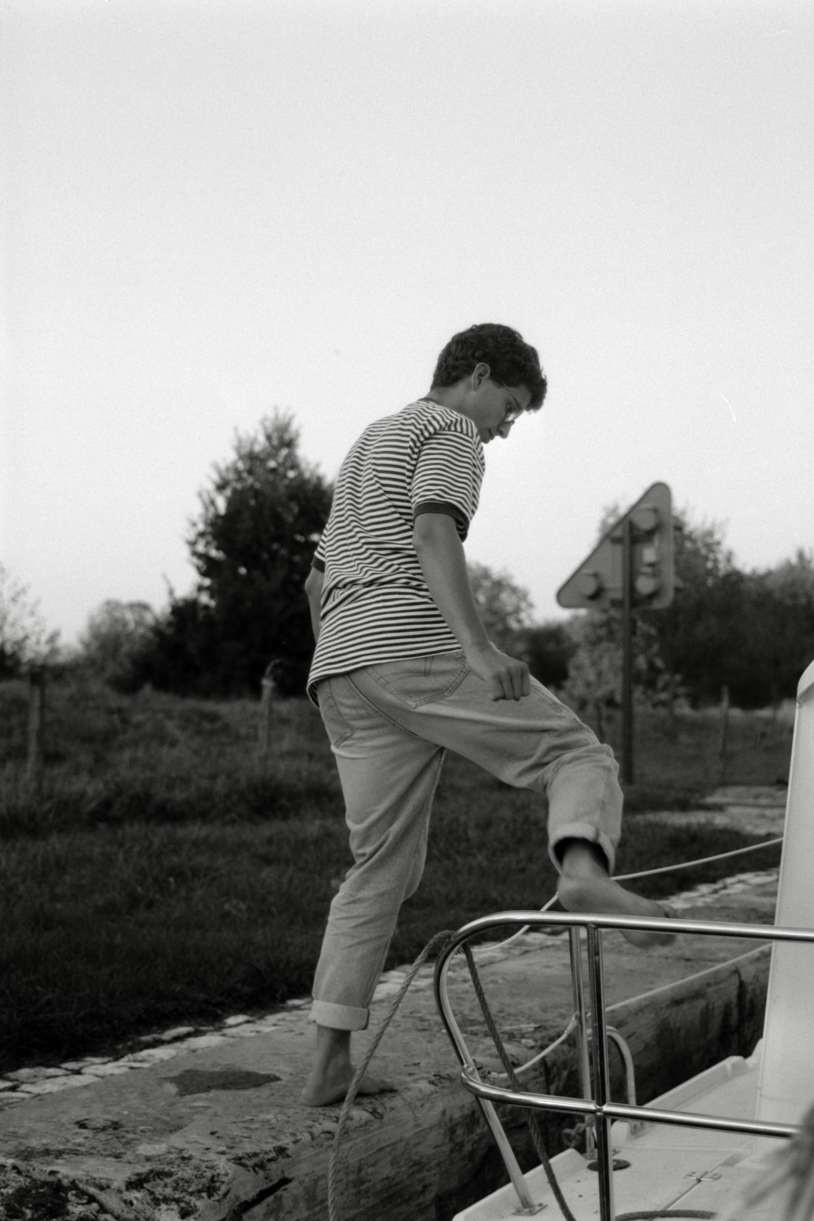 AHP F1990 09 006 sc250506 img29 NLP